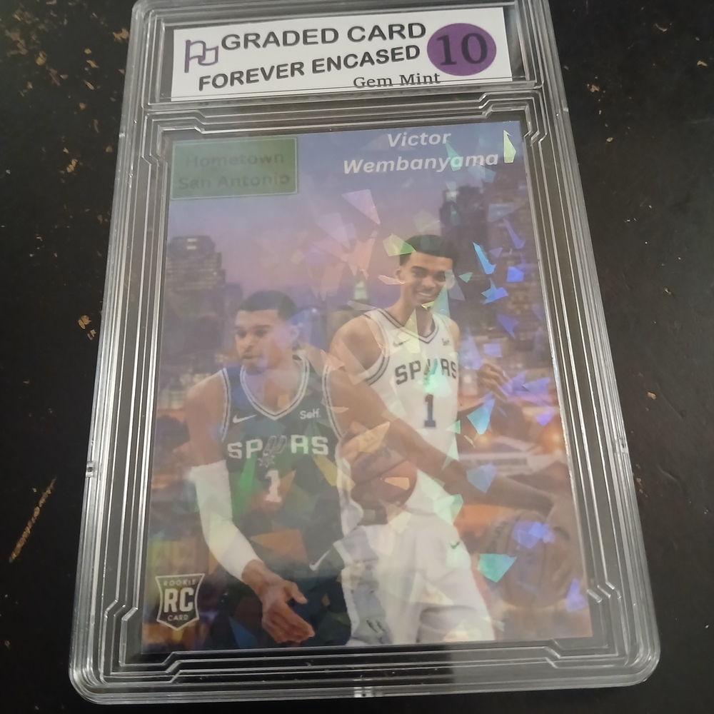 Victor Wembanyama Spurs Rookie Hometown Holographic Trading Card - Gem Mint 10